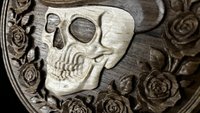 Skull & Roses Cribbage Board