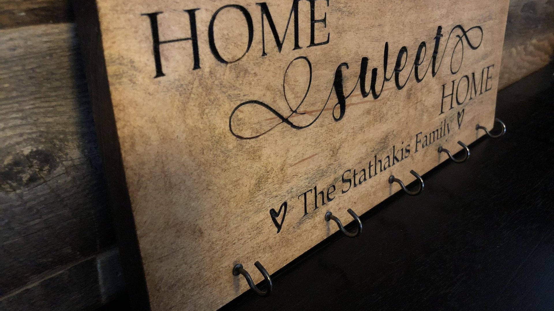 Key Chain Rack Home Sweet Home (Personalized)