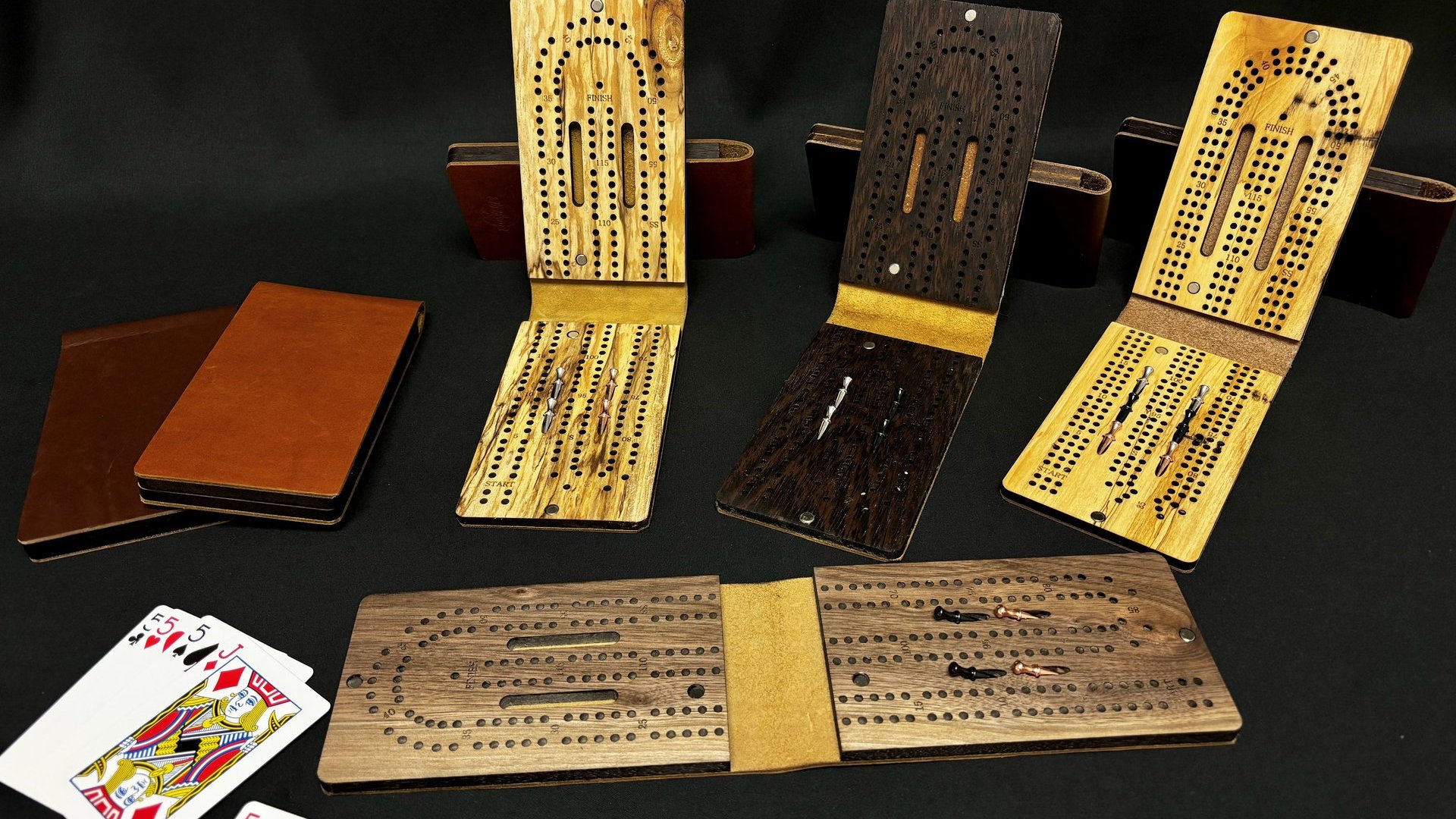 Compact Leather Folding Travel Cribbage Board with Metal Pegs – Portable Walnut Game for Camping & On-the-Go Fun