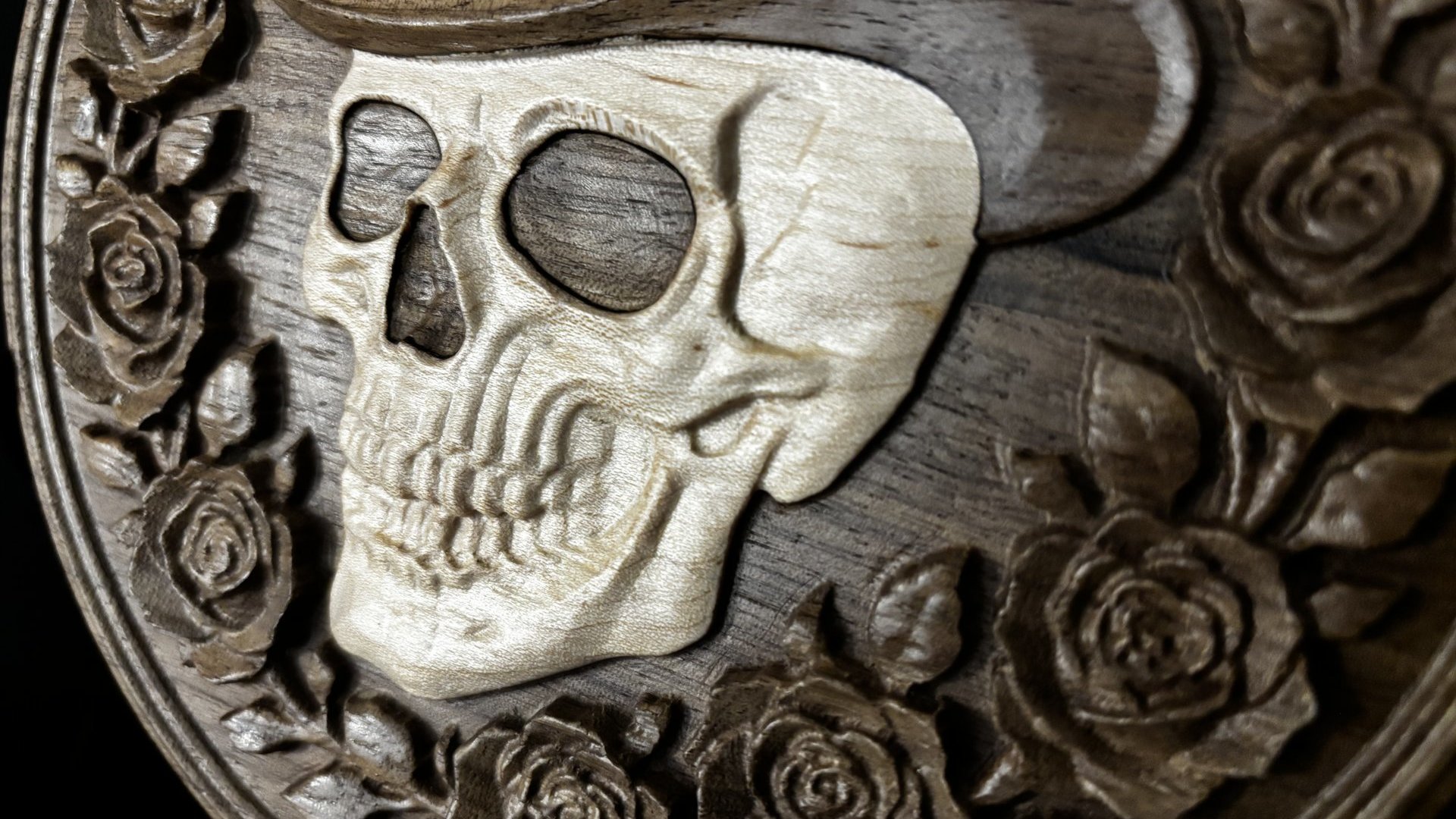 Skull & Roses Cribbage Board