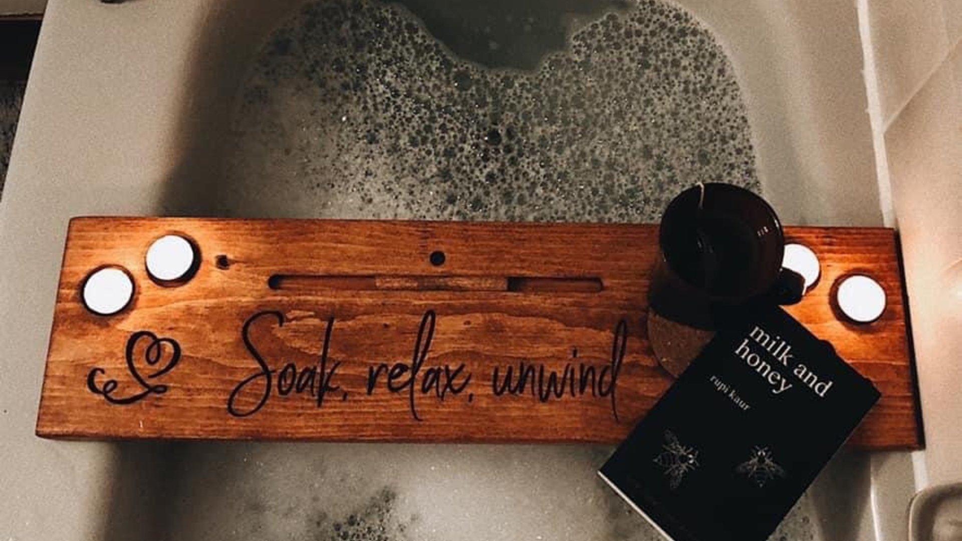 Relaxation Enhancer: Bath Tray Caddy for Spa-Like Baths