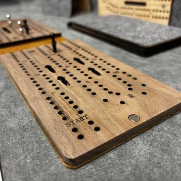 Compact Leather Folding Travel Cribbage Board with Metal Pegs – Portable Walnut Game for Camping & On-the-Go Fun